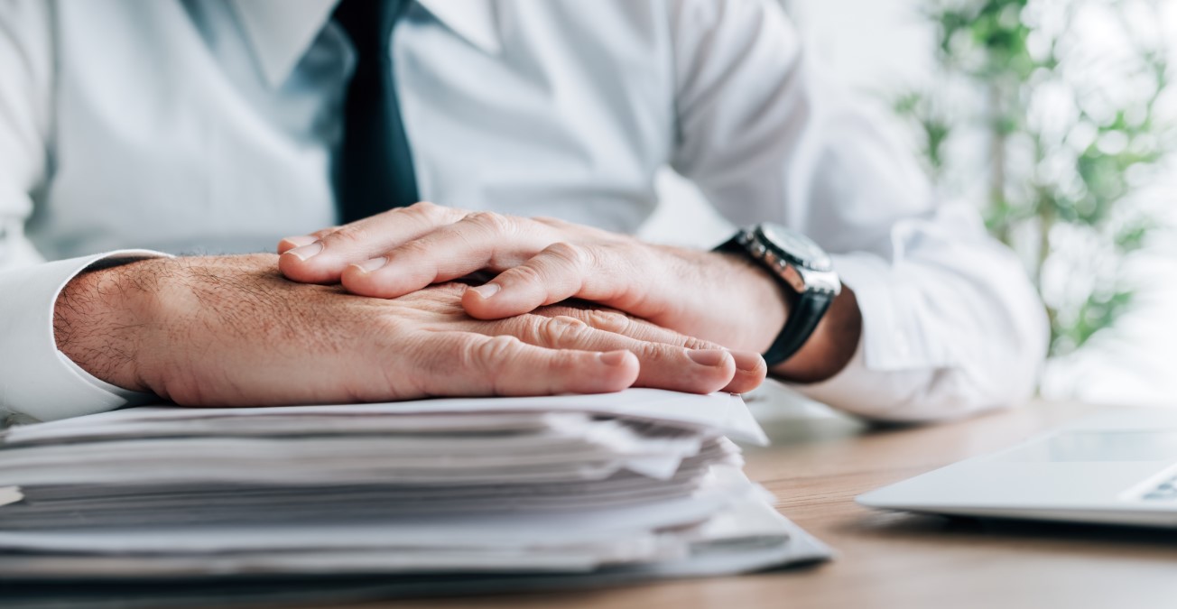 obligaciones contratos docon abogados